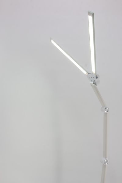 Лампа настольная SM-5531 с бесконтактным датчиком, 20W, белая 25206 фото