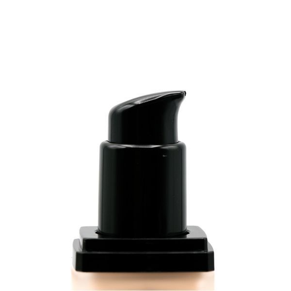 Тональная основа CC Matte+Poreless, Global Fashion G012, Natural Tan 24971 фото
