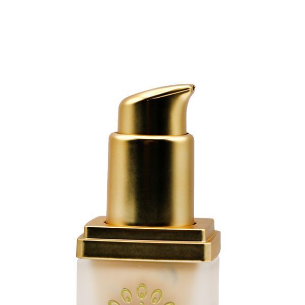 Тональна основа Global Fashion, Glowy Liquid Foundation 4in1:Primer+Concealer+Highlighter+BB cream, SPF 15, K035,Caramel 24998 фото