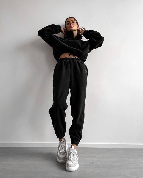 Костюм женский (штаны и кофта) двухсторонний флис CRY-1024 (42 - 46 р.) Чёрный CRY-1024 фото